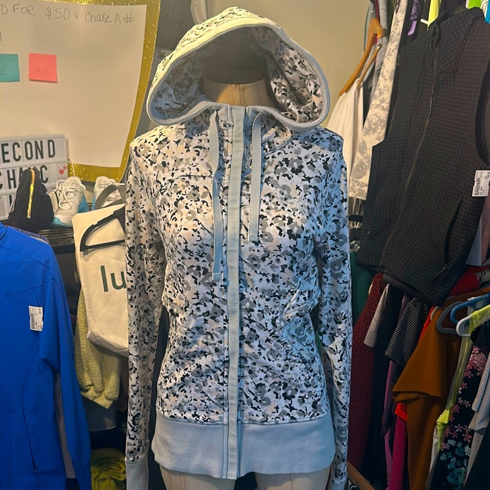 Rare Lululemon Define Jacket 4